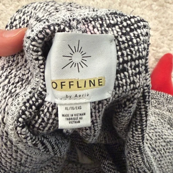 Aerie Offline Snowday Textured Woven Jogger - Picture 10 of 11